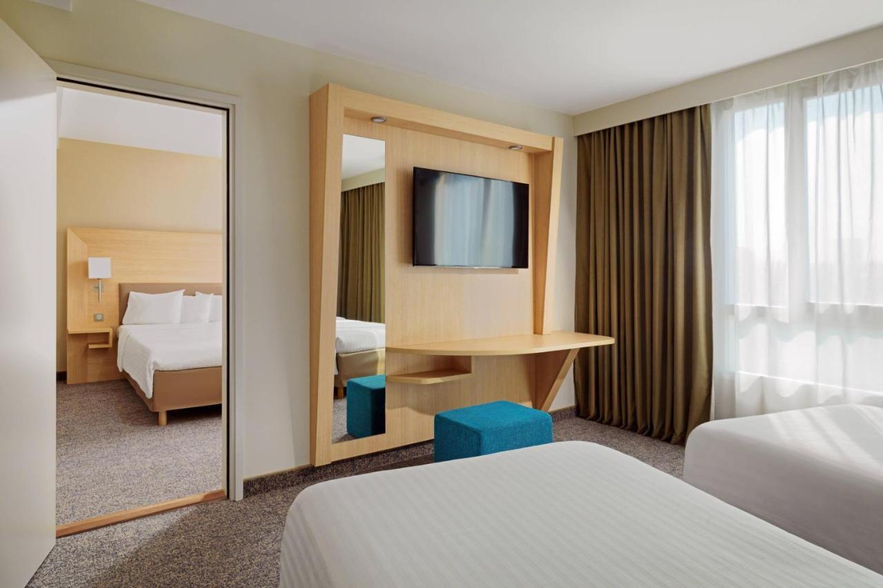 Courtyard By Marriott Paris La Defense West - Colombes Otel Bois-Colombes Dış mekan fotoğraf