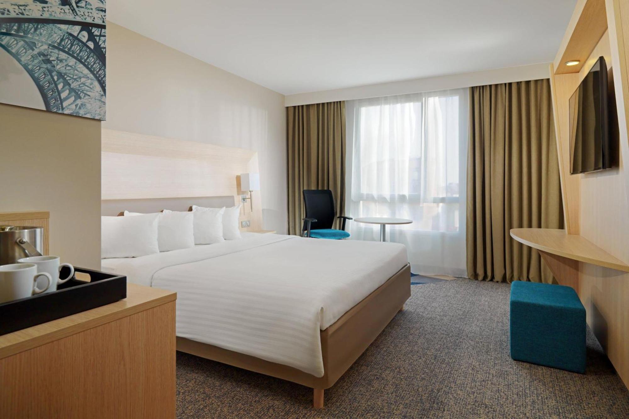 Courtyard By Marriott Paris La Defense West - Colombes Otel Bois-Colombes Dış mekan fotoğraf