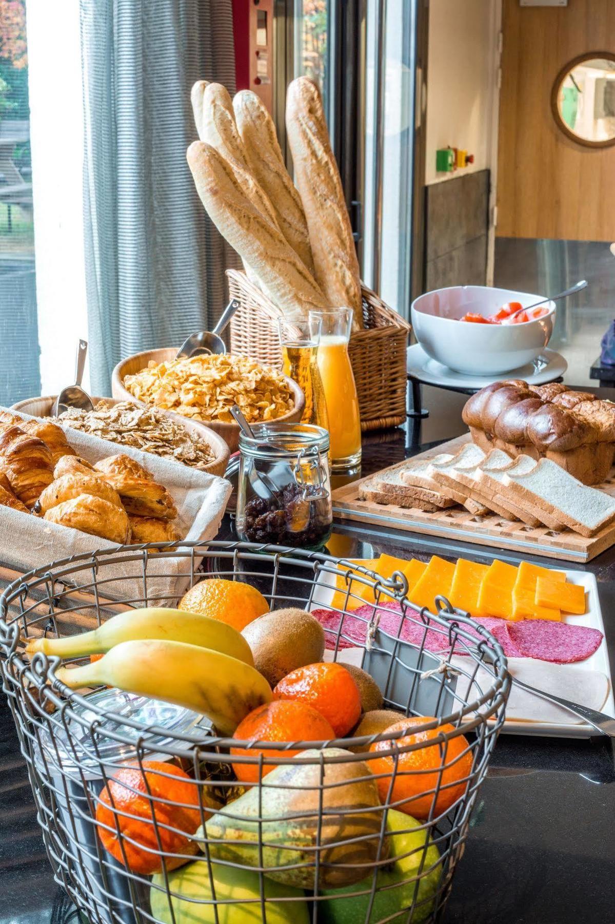 Courtyard By Marriott Paris La Defense West - Colombes Otel Bois-Colombes Dış mekan fotoğraf